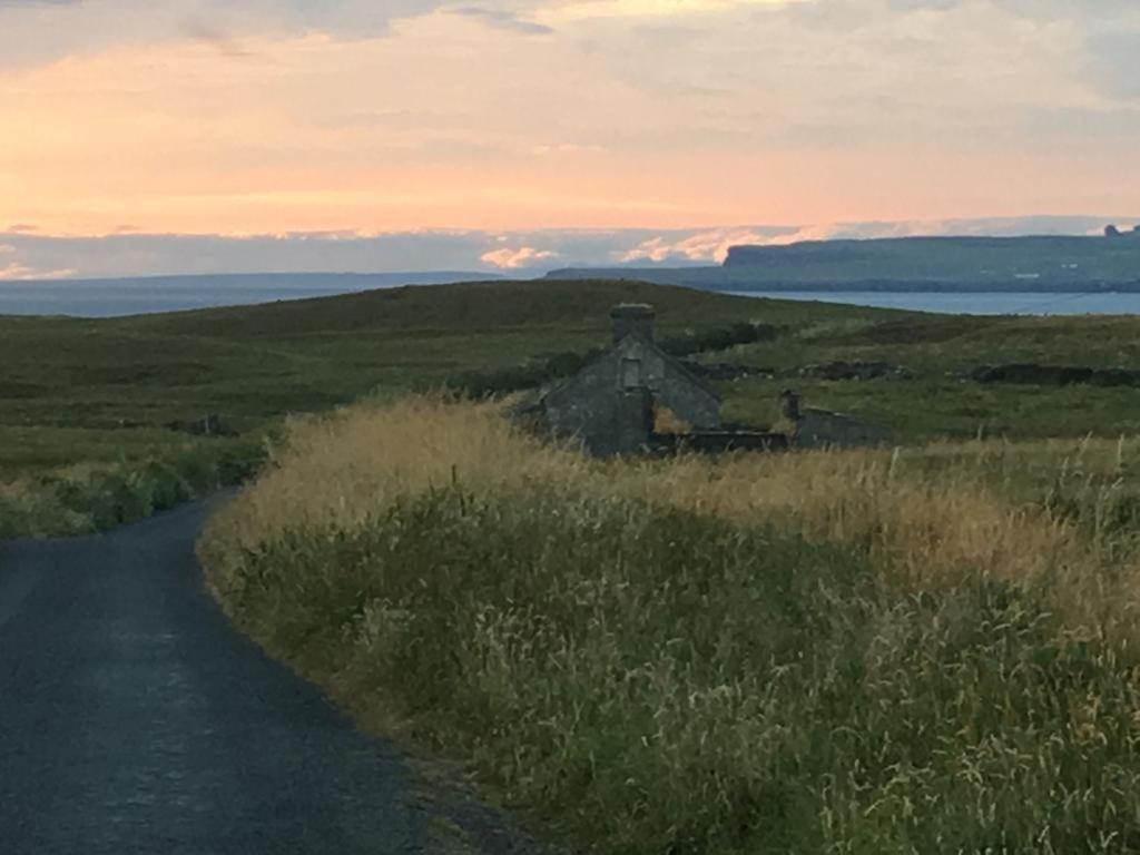 Journey'S End B&B Milltown Malbay Exterior photo